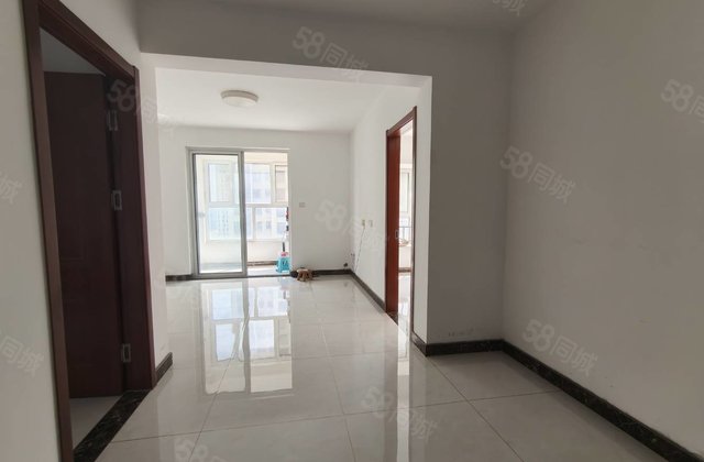 阿尔卡迪亚花园路   有车位中间好楼层 温馨两房 钥匙房