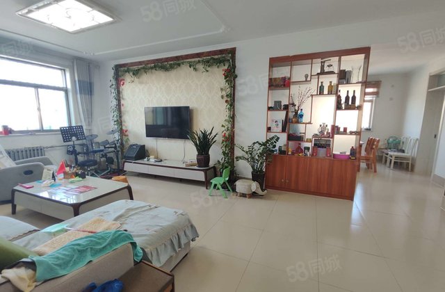 商品住宅 南北通透 精装好房 高楼层采光充足 交通便捷