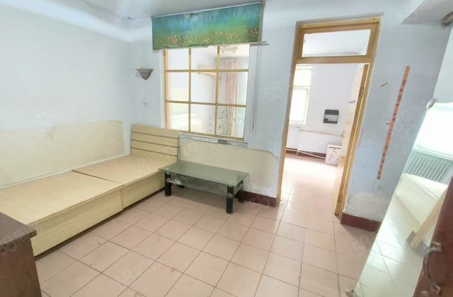 人民路49号院1室1厅43㎡24万二手房图片