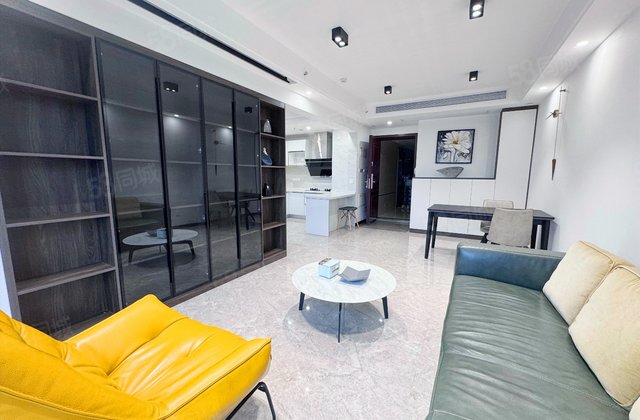 首开龙湖紫宸香颂三期3室1厅92.43㎡150万二手房图片