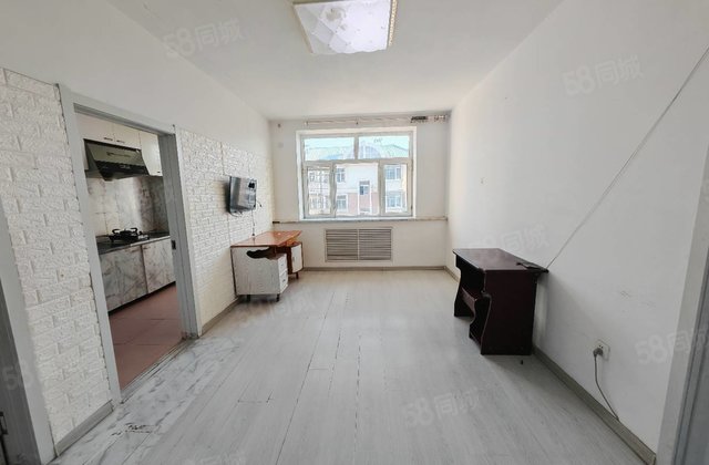 春晖小区1室1厅52.66㎡8.8万二手房图片