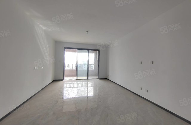 东昌天悦城市玖玺一实验！双阳台三室两卫准现房！康盛园赠车位储