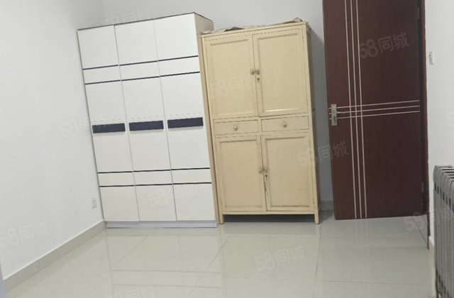 香格里新城邦孝心楼层！带院三室！免大税南北通透近