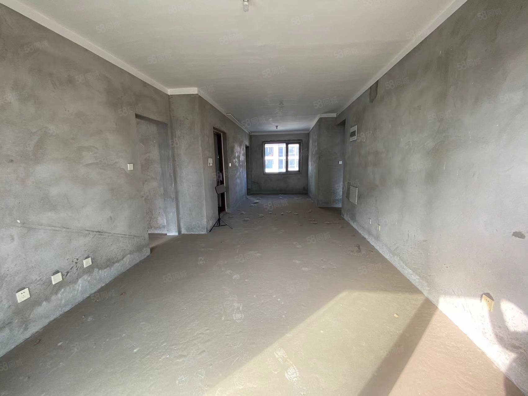 绿城桂语江南3室2厅2卫116.14㎡南北68万