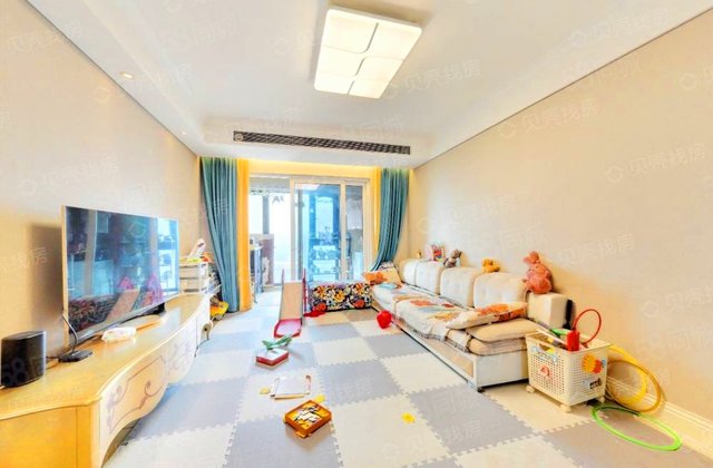 融创天朗南长安街壹号(三期)3室2厅120㎡139万二手房图片