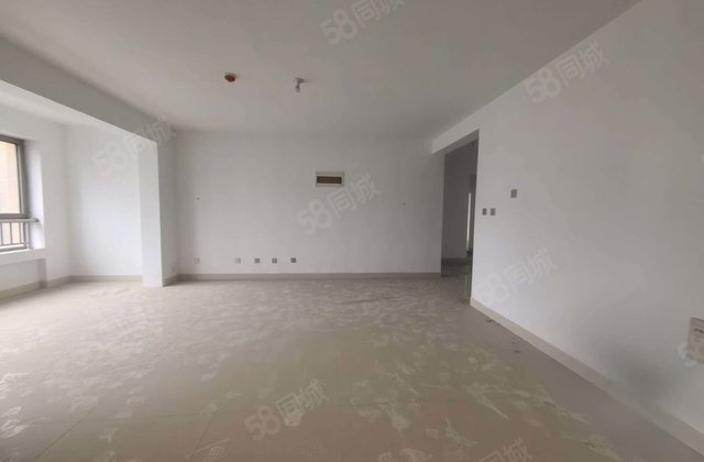 急售   155万买200大平层！带车储！免大税！随时看房