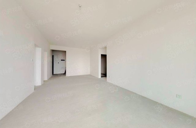 长虹天樾4室2厅127.66㎡182万二手房图片