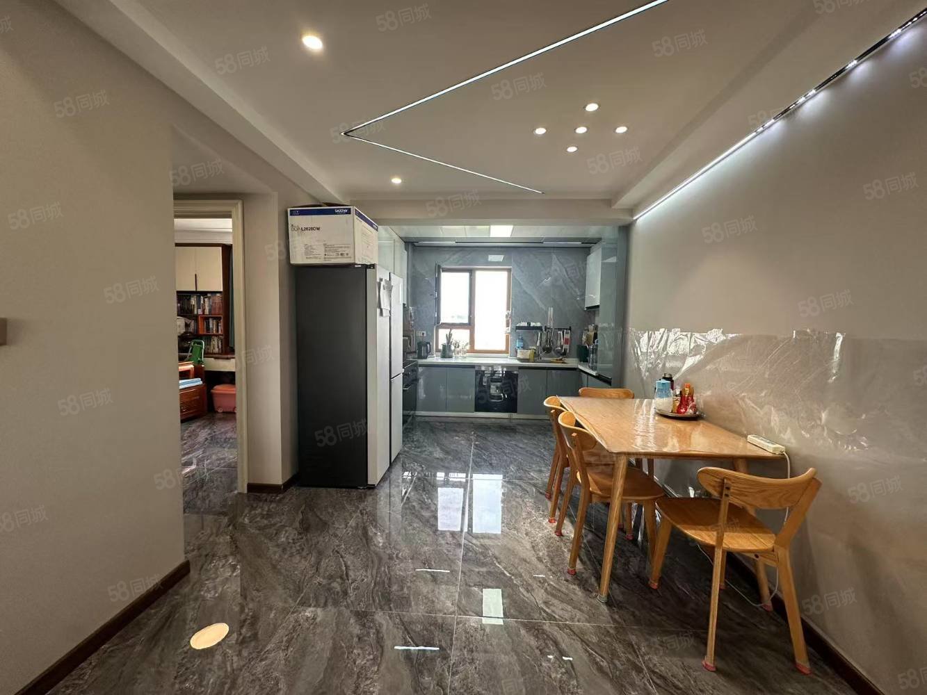 碧桂园悦江山3室2厅2卫125㎡南北88.8万