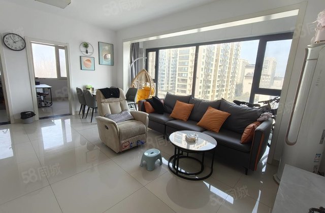 财干路上！精装修！东边户！三室！房东急售！水城印象附近