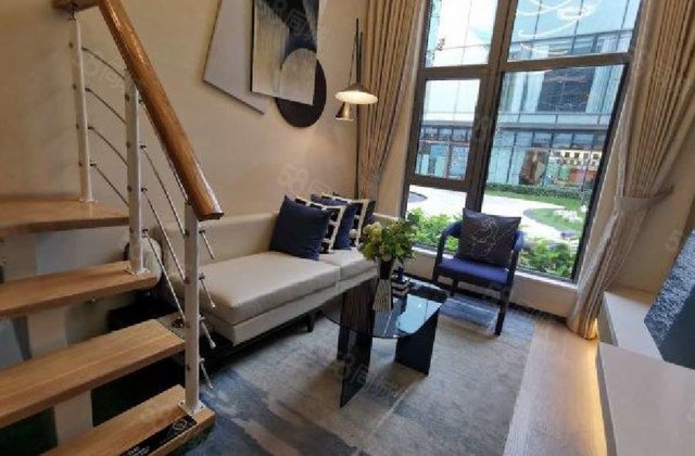 中堂!准现房复式公寓,双架环绕,落地玻璃,采光性理想,待续