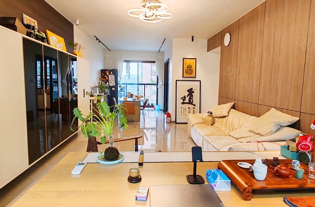 碧桂园岭南盛世4室2厅131.84㎡320万二手房图片