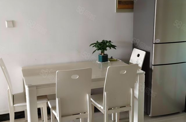 林湾名居(三期)2室2厅80.87㎡36.7万二手房图片