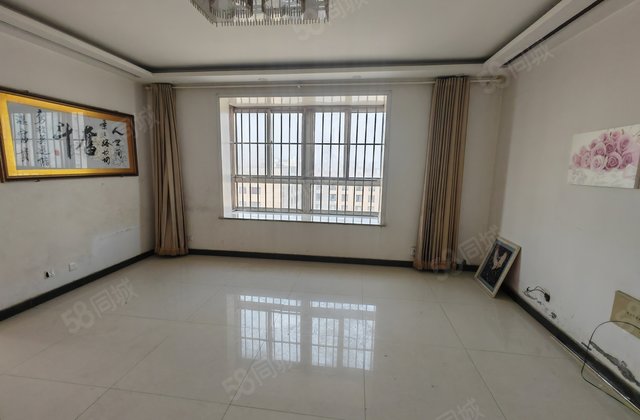 飞宇花园(南区)3室2厅107㎡84.5万二手房图片