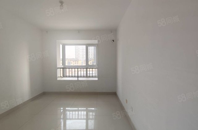 急售！老文轩，外国语，三室两厅两卫东边户南北通透看房方便