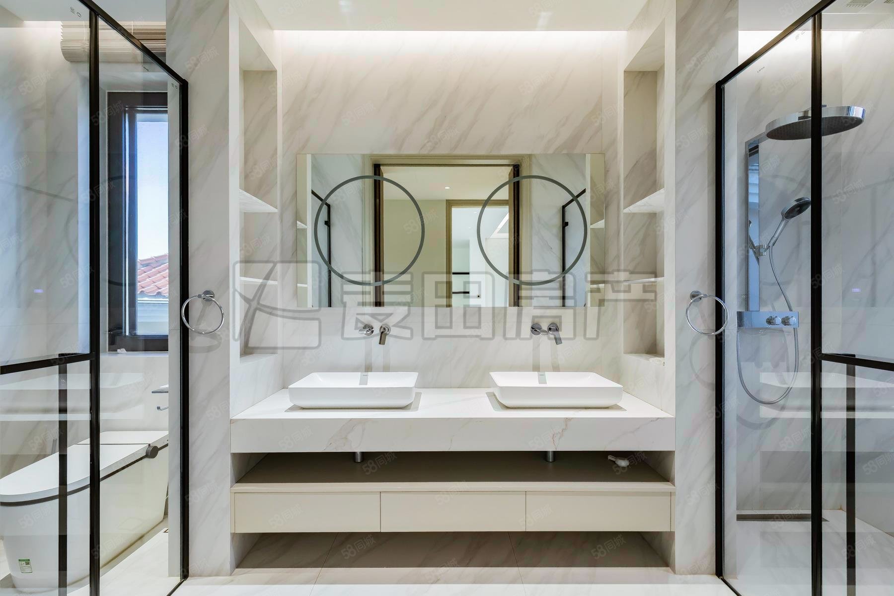 裕京花園別墅5室3廳4衛(wèi)291.11㎡南北2900萬