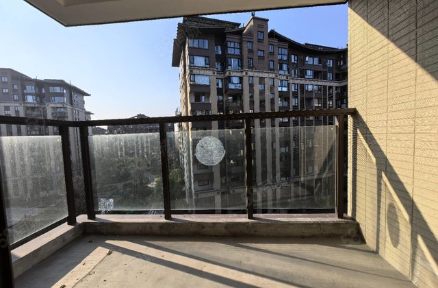 兴进漓江壹号龙瑞阁3室2厅102㎡98.8万二手房图片