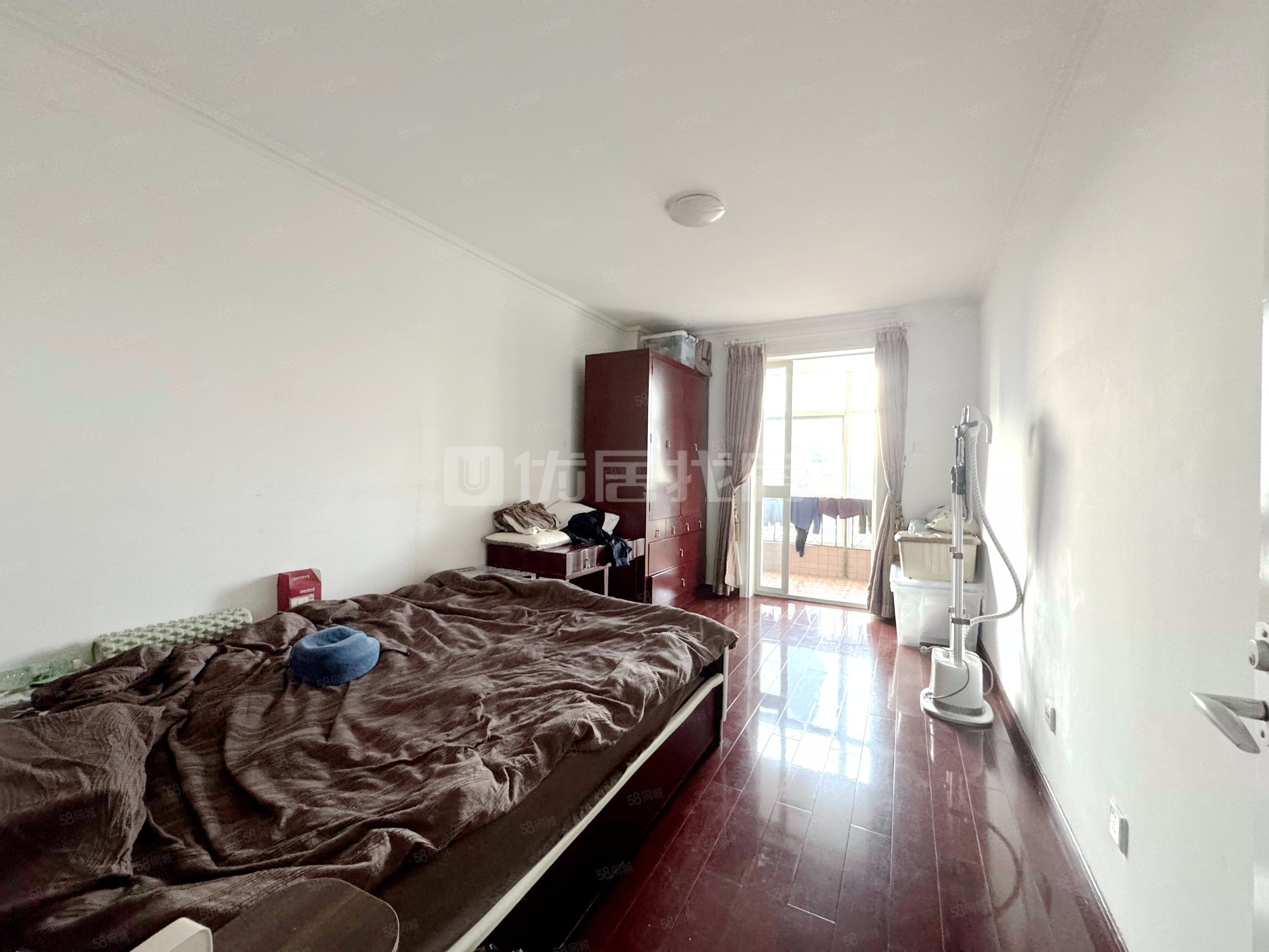 萬(wàn)豪國(guó)際公寓1室1廳1衛(wèi)67.69㎡北410萬(wàn)