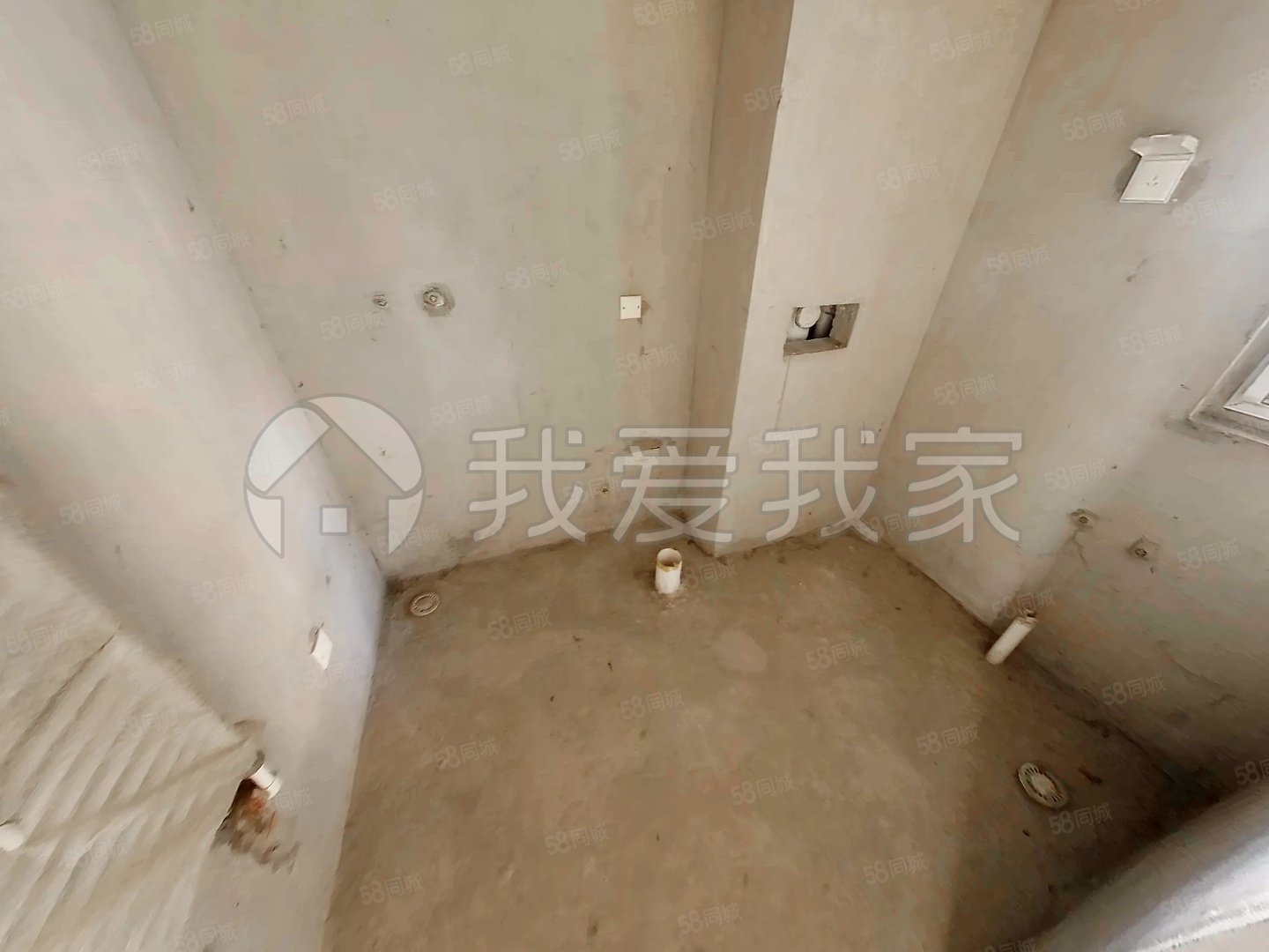 金科帕提歐(別墅)8室3廳5衛(wèi)339.65㎡南北690萬