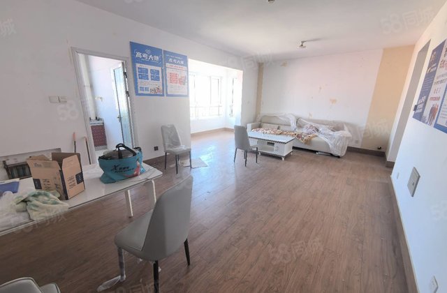 汽车站附近 十一中对过  带车位 金柱康城 商品房 免大税