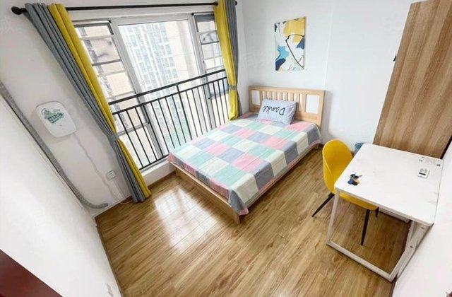 蓝光COCO金沙(三期)3室1厅70.45㎡152万二手房图片