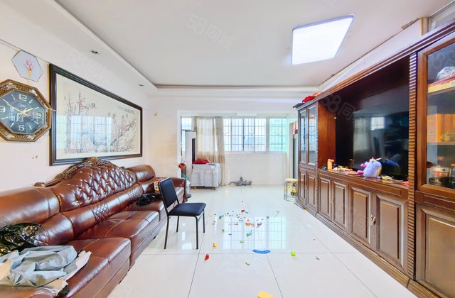 麓谷雅园5室2厅153.54㎡105万二手房图片