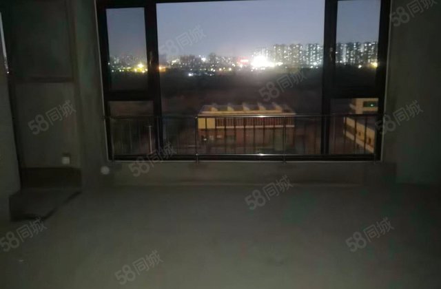 山河城4室2厅145㎡150万二手房图片