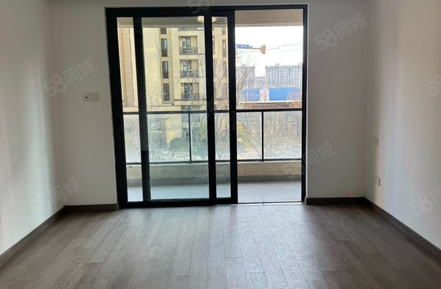 远洋广陵宸章4室2厅123.59㎡125万二手房图片