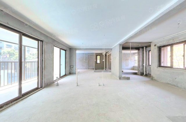 榕发江墘云筑4室2厅142㎡355万二手房图片