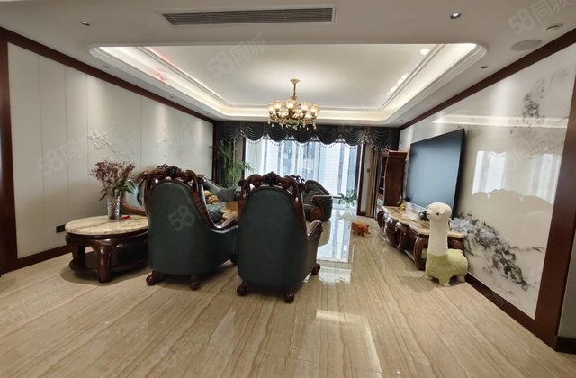 二中文苑豪装大平层，电梯洋房总高9层，280平带双车位免大税