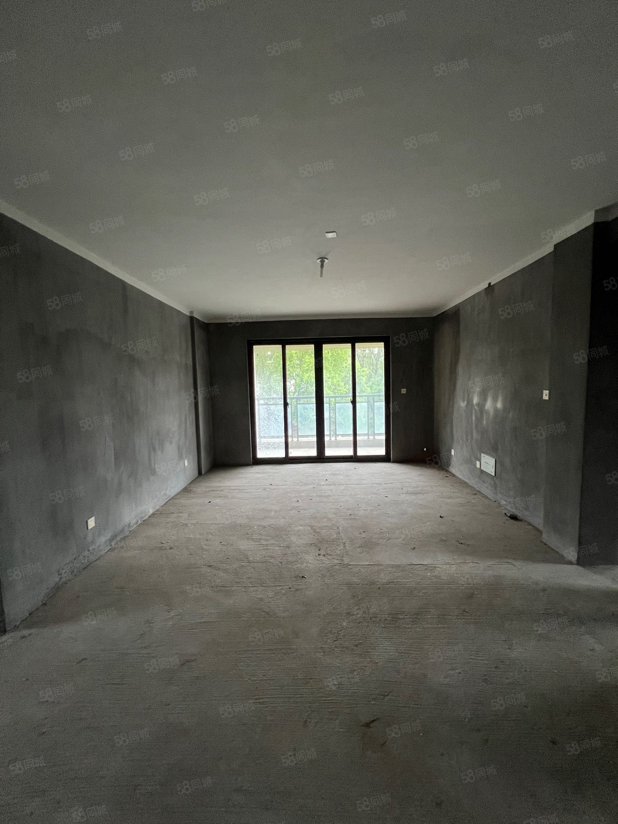 九润公馆2室2厅2卫127.05㎡东西100万