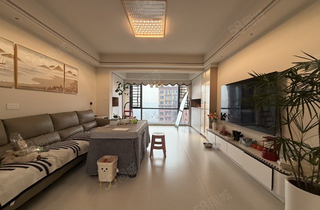 天嘉翰廷4室2厅136㎡98万二手房图片