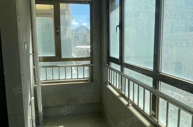雅砻阳光小区2室1厅87㎡35万二手房图片