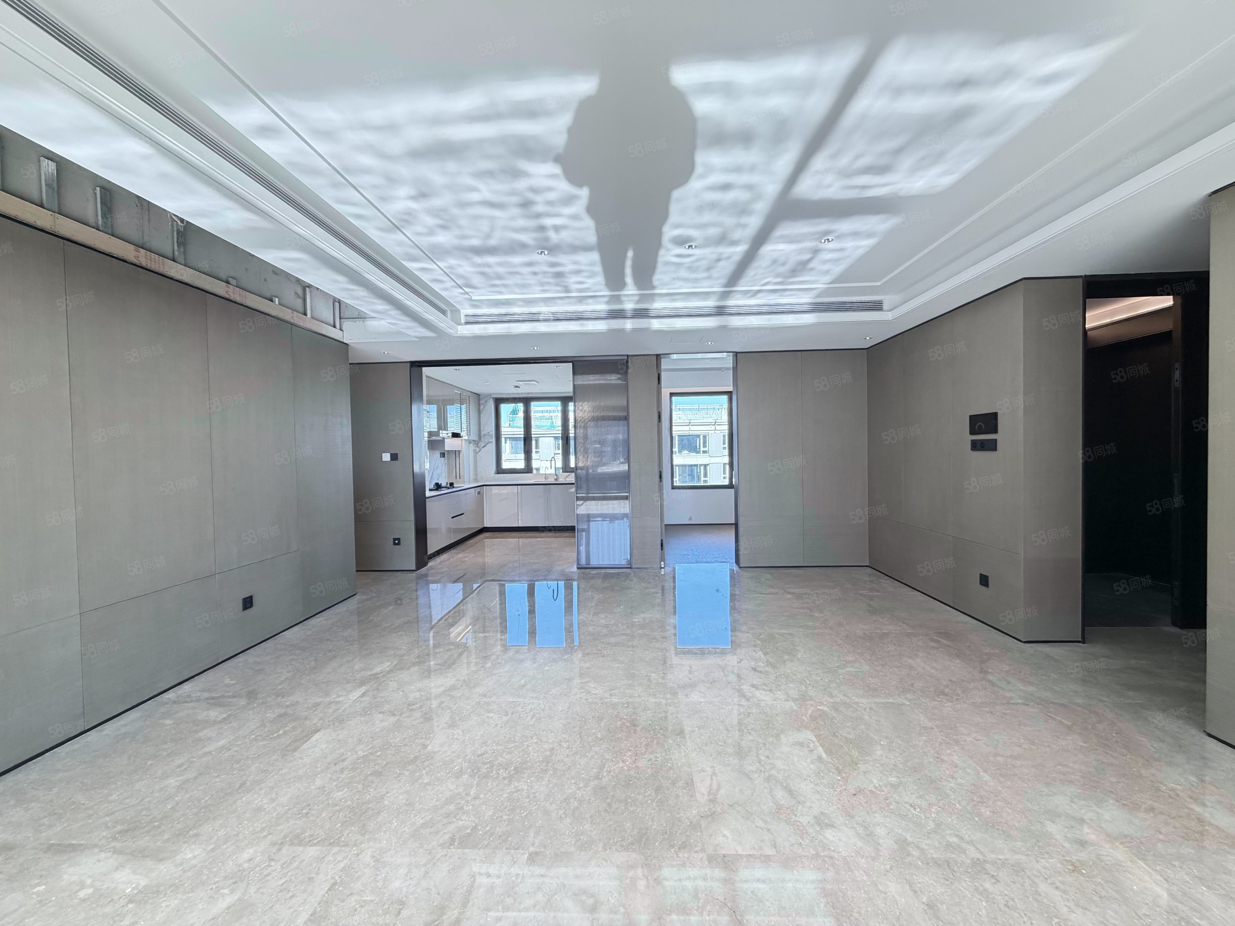 中建宸園4室2廳3衛(wèi)170㎡南北1520萬