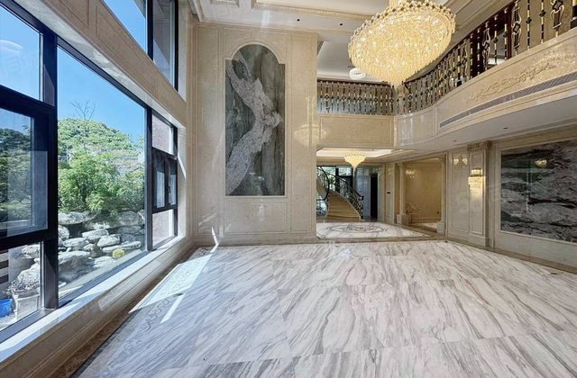 中航云岭(别墅)6室3厅527.02㎡1280万二手房图片