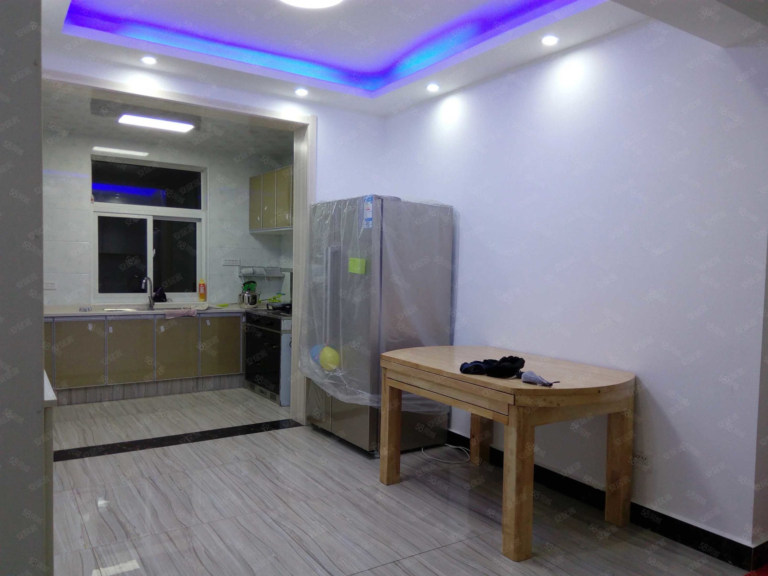 盛世东城4室2厅2卫141.8㎡南75万