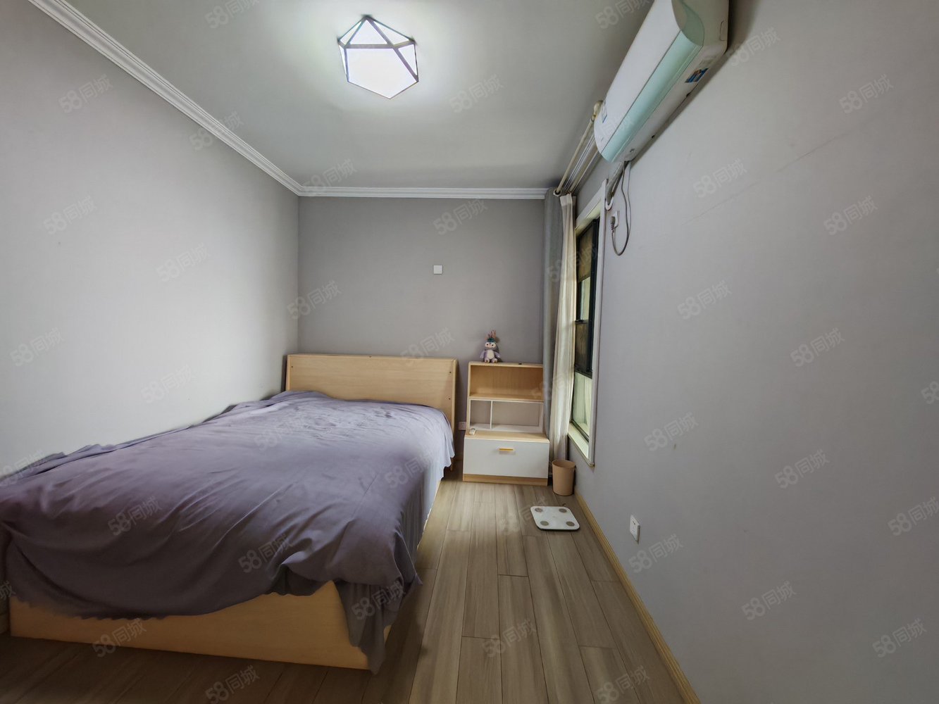 和昌国际城三期3室2厅2卫125㎡南北79万