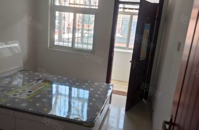 老一中北邻 文轩总多层2楼 三室 免大税 可按揭