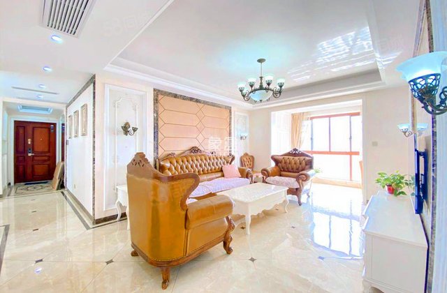 金茂梅溪湖3室2厅121.61㎡175万二手房图片