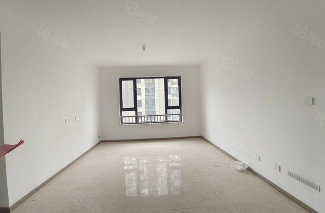 民生 边户 车位储藏室 新一中 外国语 户型方正