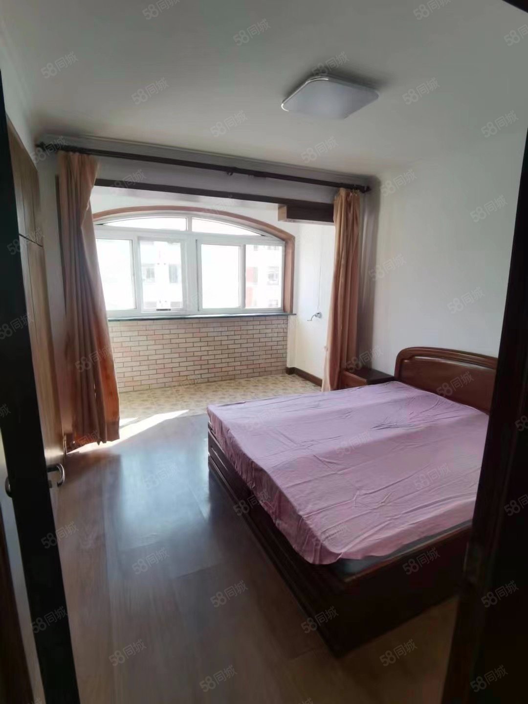 皇冠九龍灣花園2室1廳1衛(wèi)66.43㎡南62萬