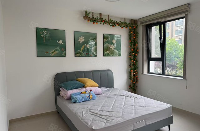 急售-凤凰新城西区！1加2叠拼别墅！带前院！免大税