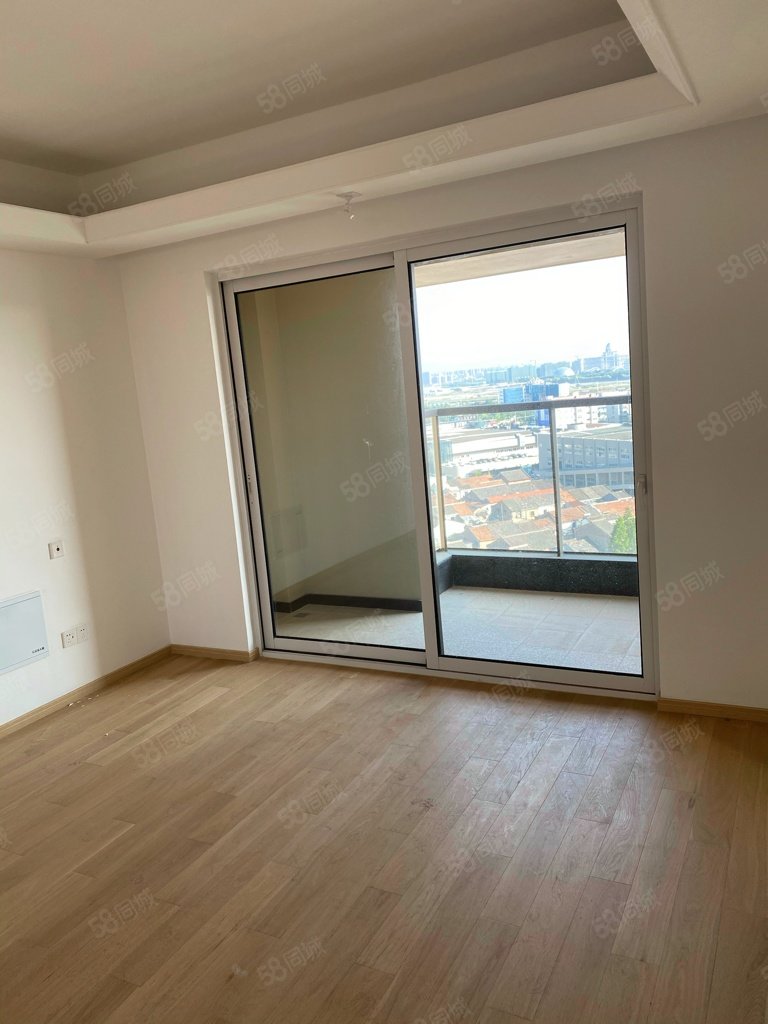 大悦雅园3室2厅2卫114.04㎡西南275万