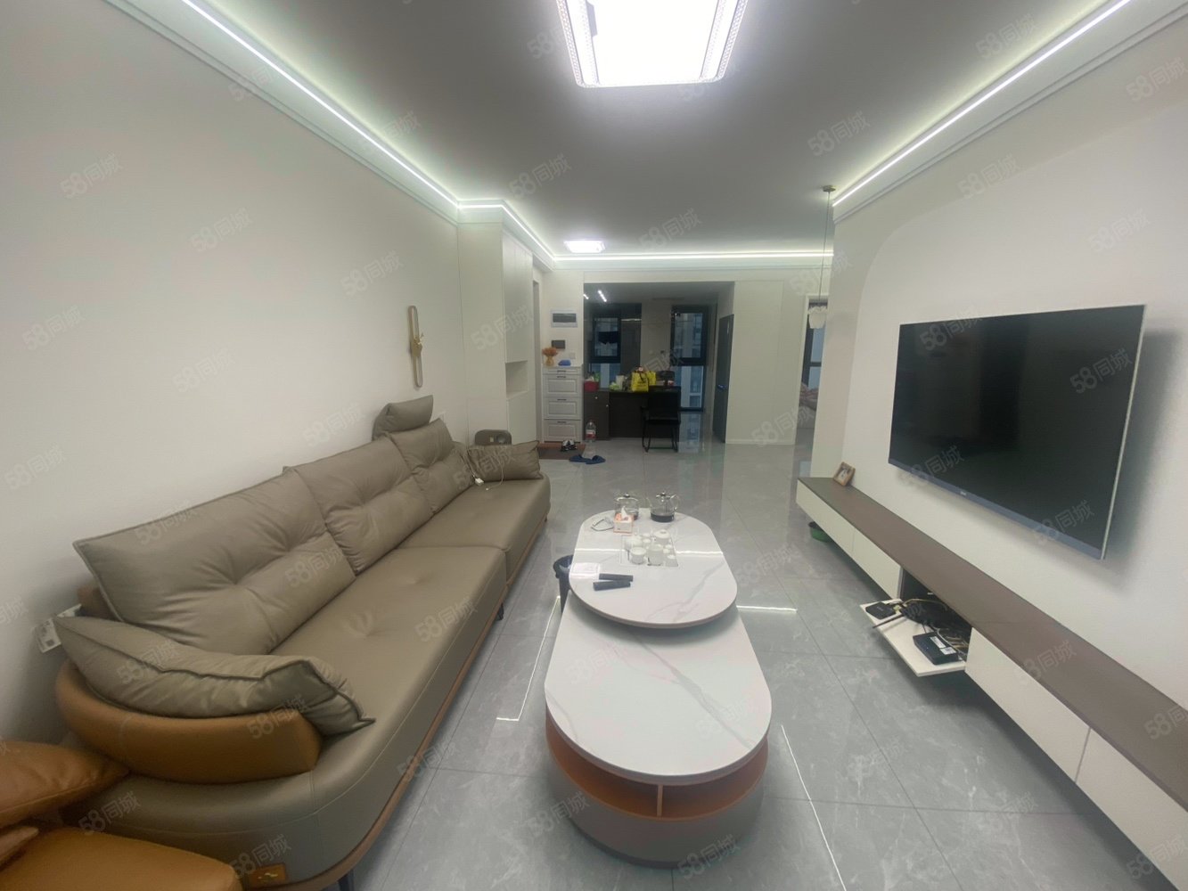 虹桥   会展中心 华鸿金色纽约南排 h户型两室精装拎包入住