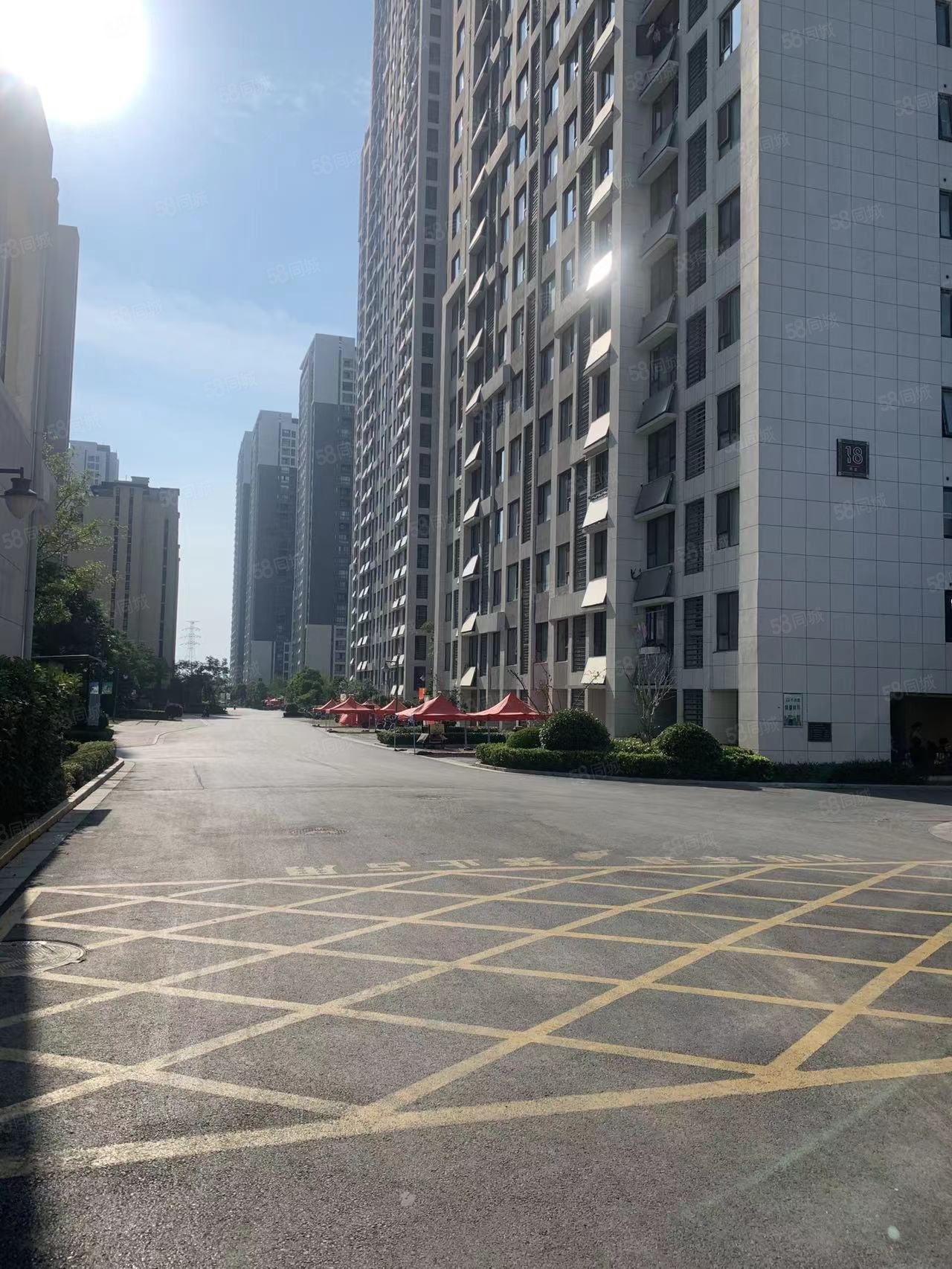 当代未来城(少荃湖名苑)3室2厅1卫89㎡南北113万