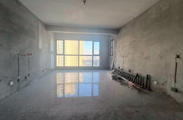 君临华府3室2厅137㎡95万二手房图片