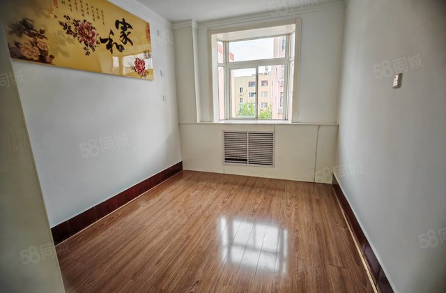 文轩，外国语，一中，师范家属院，龙山花园，电业局家属院带储