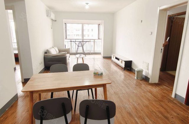 文轩，实验，外国语，老一中，新东方龙湾，带车位储藏室