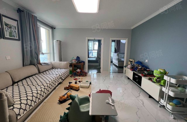 鸿盛凯旋门2室2厅101.94㎡43.8万二手房图片