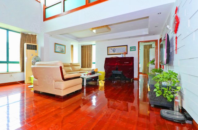 温馨人家6室2厅219.56㎡850万二手房图片