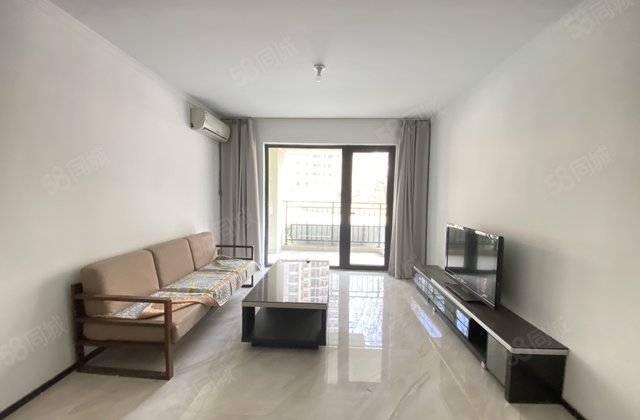 碧桂园云麓九里 商圈成熟 南北通透 双卫生间 交通便捷